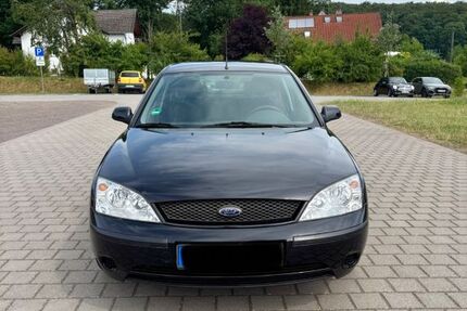 Ford Mondeo 150.000 km 2.400 &euro; Frankfurt am Main 60320