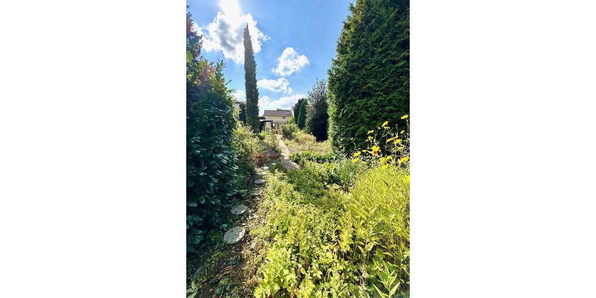 Einfamilienhaus Kriftel - 7 Zimmer, 224 m&sup2;, 897.000&euro; | Angebot:23406550