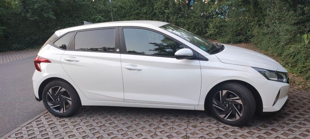 i20
