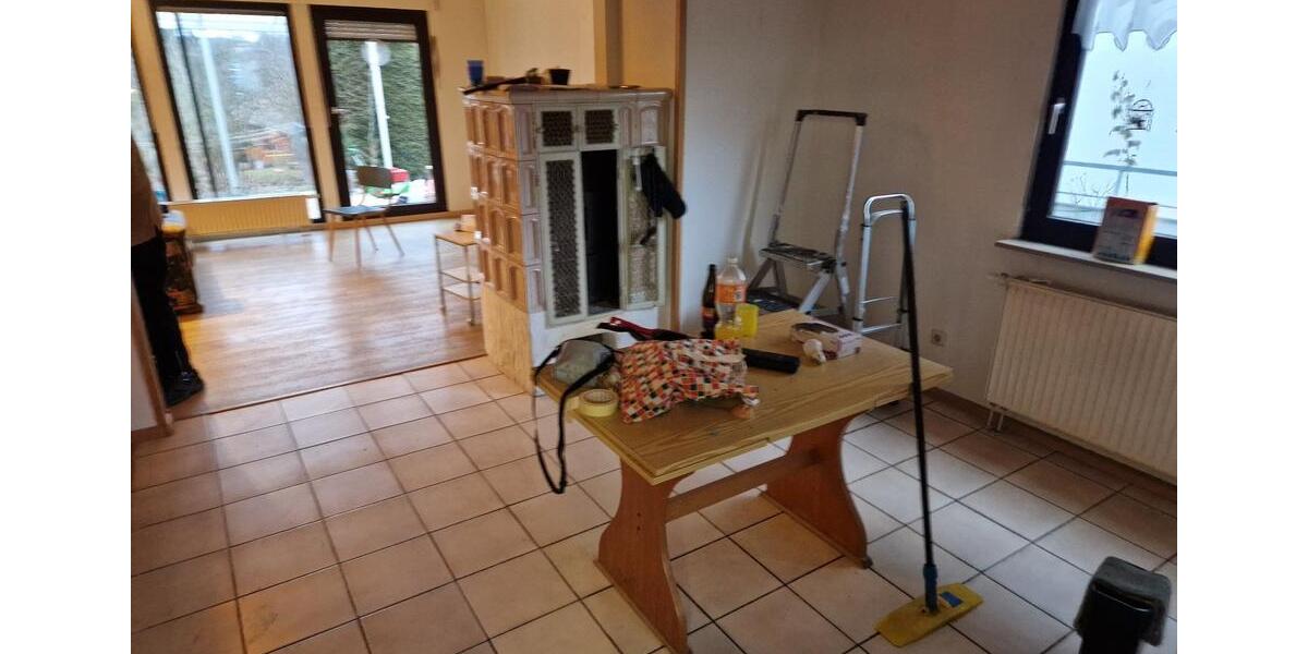 Doppelhaushälfte Trossingen - 4.5 Zimmer, 129 m&sup2;, 1.300&euro; | Angebot:25284849