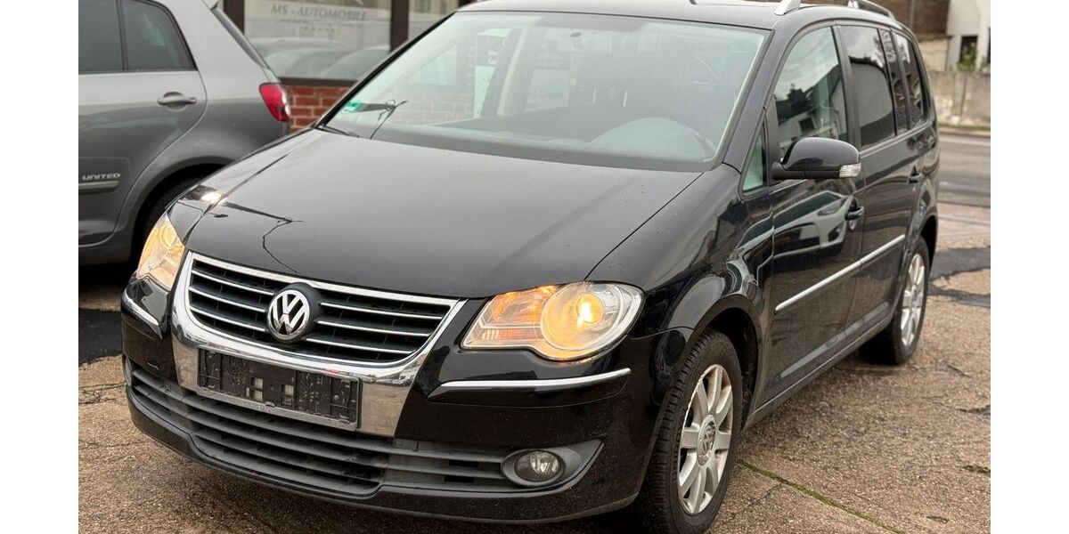 VW Touran 283.000 km 2.399 &euro; Euskirchen 53881