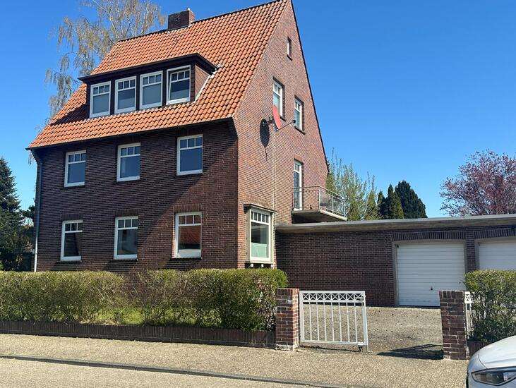 Haus zum Kaufen in Oldenburg 545.000 € 192 m²