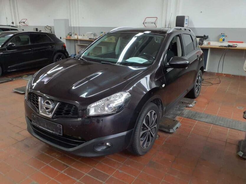 Nissan Qashqai 254.800 km 5.999 € München 81248