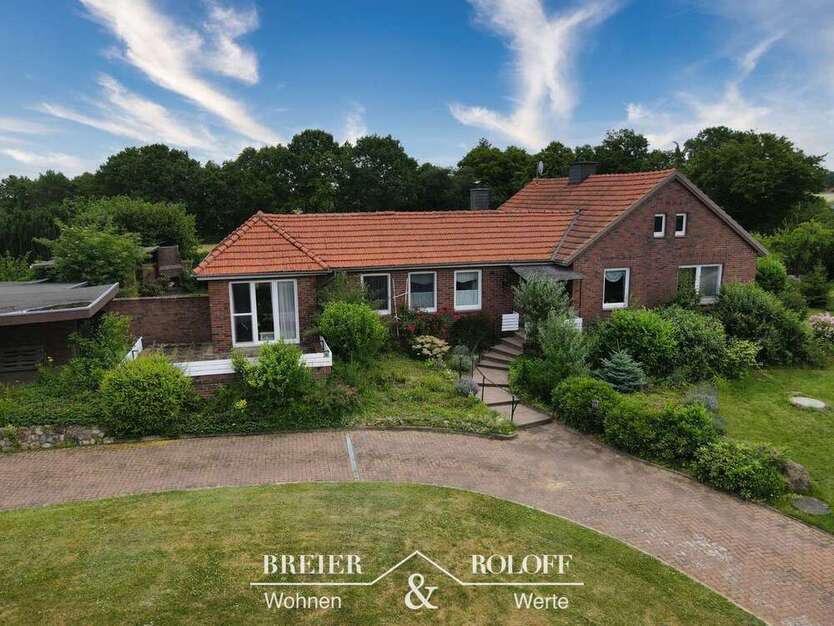 Haus zum Kaufen in Rehburg-Loccum 299.000 € 175 m²