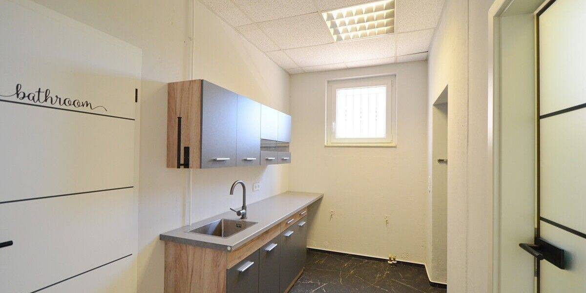 Gewerbeobjekt Richtenberg - 5 Zimmer, 116 m&sup2;, 720&euro; | Angebot:25701024