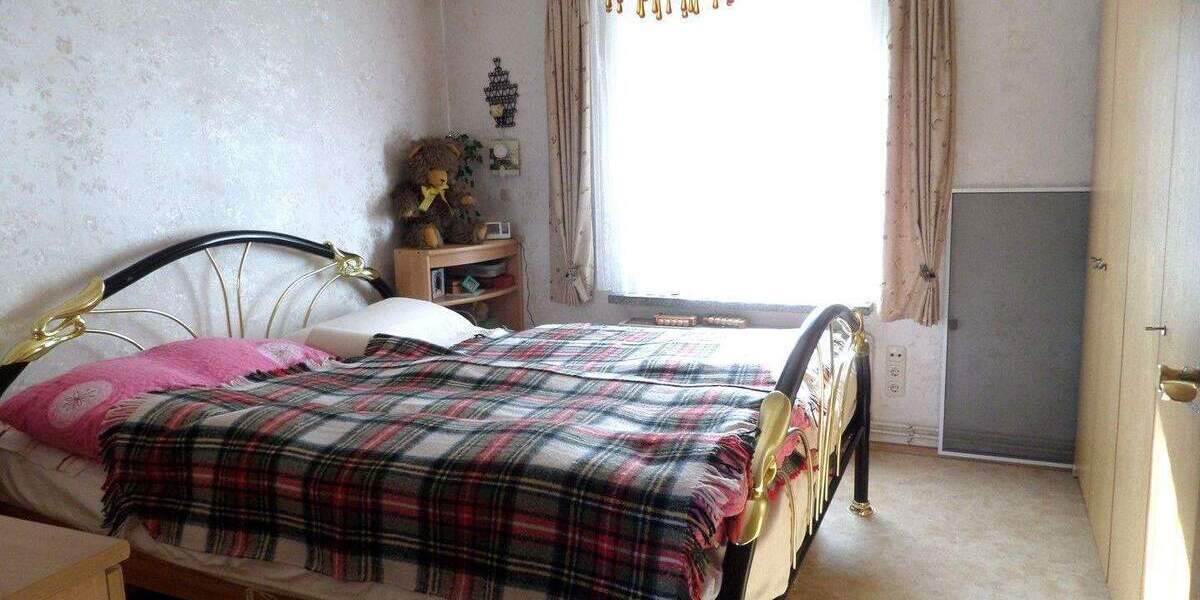 Einfamilienhaus Bernsdorf OT Grabe Großgrabe - 7 Zimmer, 219 m&sup2;, 249.900&euro; | Angebot:25823329