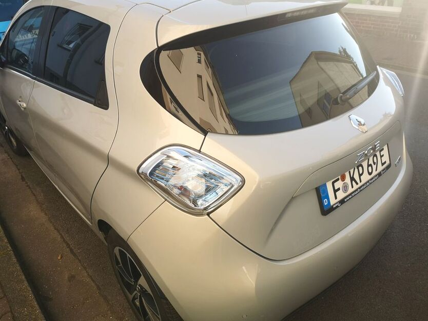 Renault ZOE 11.800 km 10.300 € Frankfurt am Main 65933
