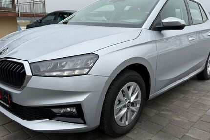 Skoda Fabia 8.079 km 17.990 &euro; Pirk 92712