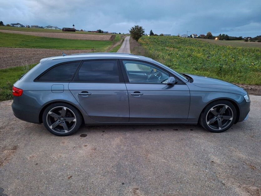 Audi A4 184.000 km 15.499 € Dischingen 89561