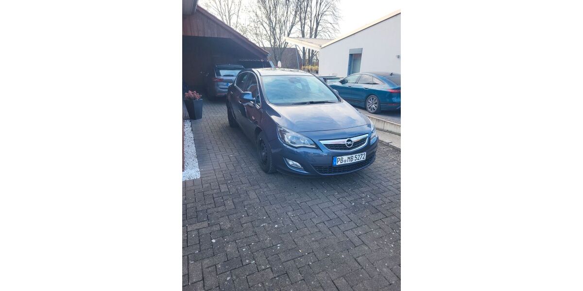 Opel Astra 195.583 km 3.133 &euro; Borchen 33178