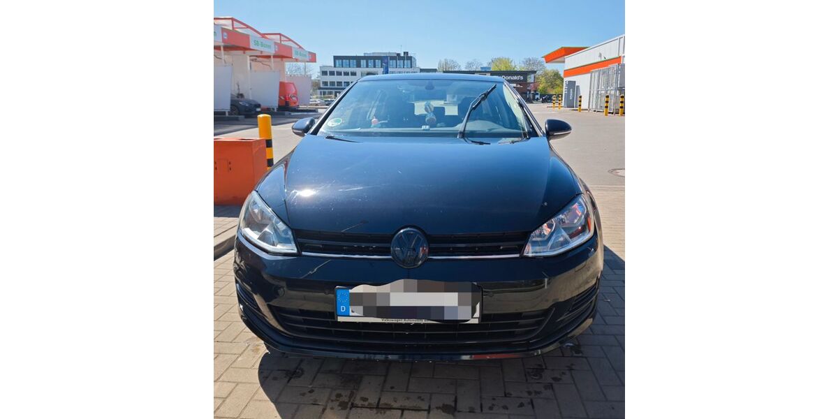 VW Golf 95.000 km 11.500 &euro; Magdeburg 39106