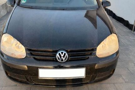 VW Golf 124.800 km 2.800 &euro; Bleialf 54608
