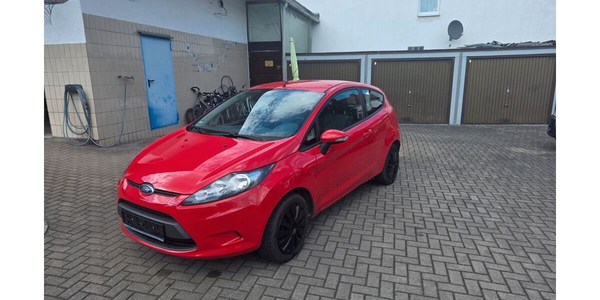 Ford Fiesta 277.650 km 2.499 &euro; Treuchtlingen 91757