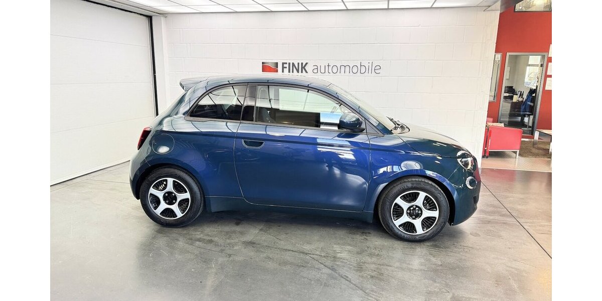 Fiat 500e Action CarPlay Android Automatik 1.Hand 32.900 km 11.570 &euro; Lich 35423