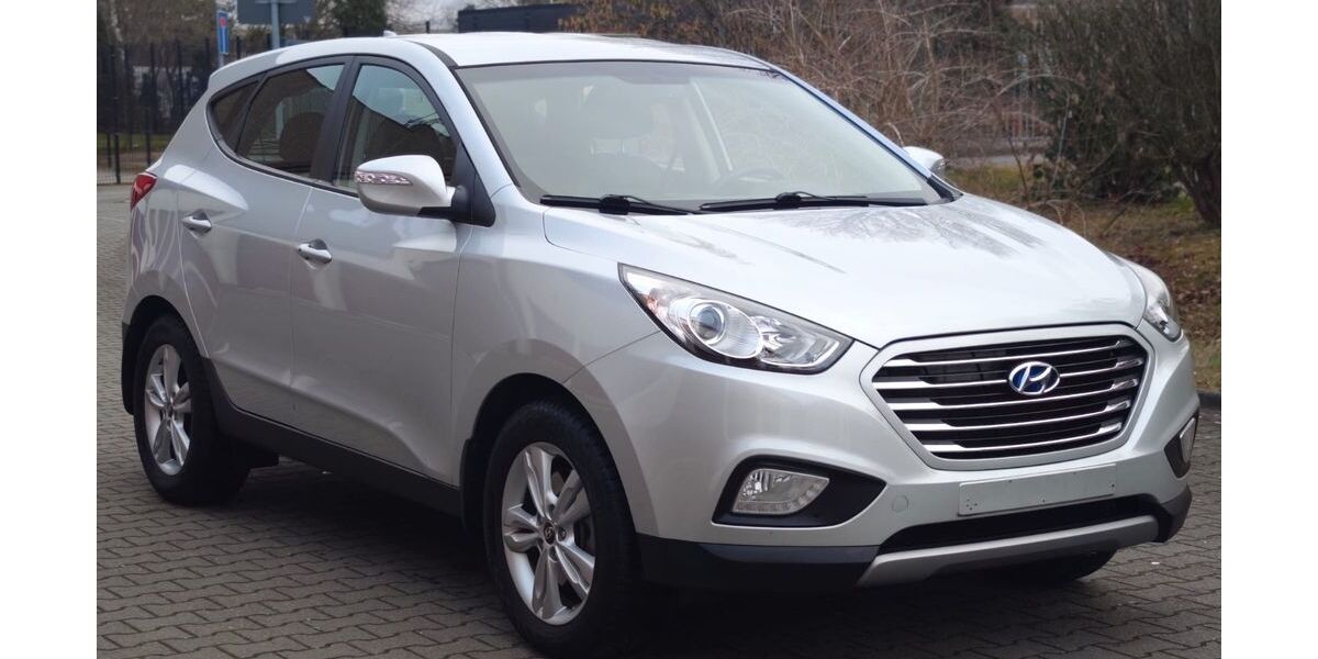 Hyundai ix35 29.740 km 12.899 &euro; Mönchengladbach 41066