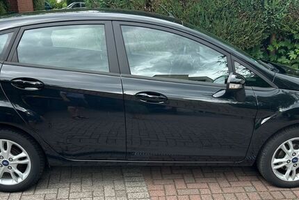Ford Fiesta 45.700 km 7.500 &euro; Hamburg 22765
