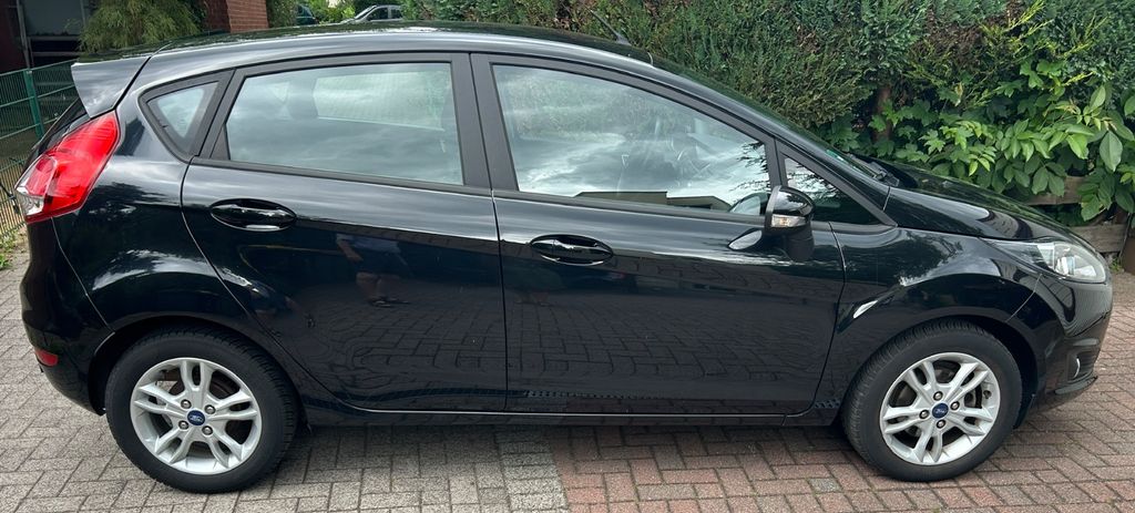 Ford Fiesta 45.700 km 7.500 &euro; Hamburg 22765