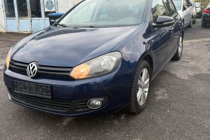 VW Golf 186.582 km 4.599 &euro; Neuenrade 58809