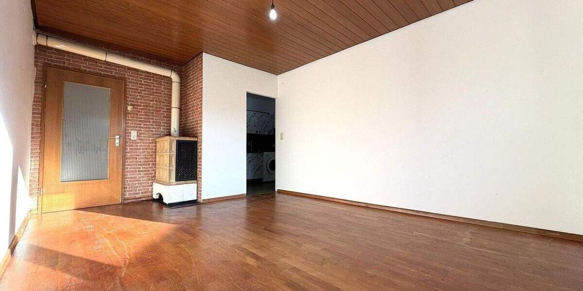 Großes Einfamilienhaus oder Zweifamilienhaus * in Kraichtal 1 zimmer