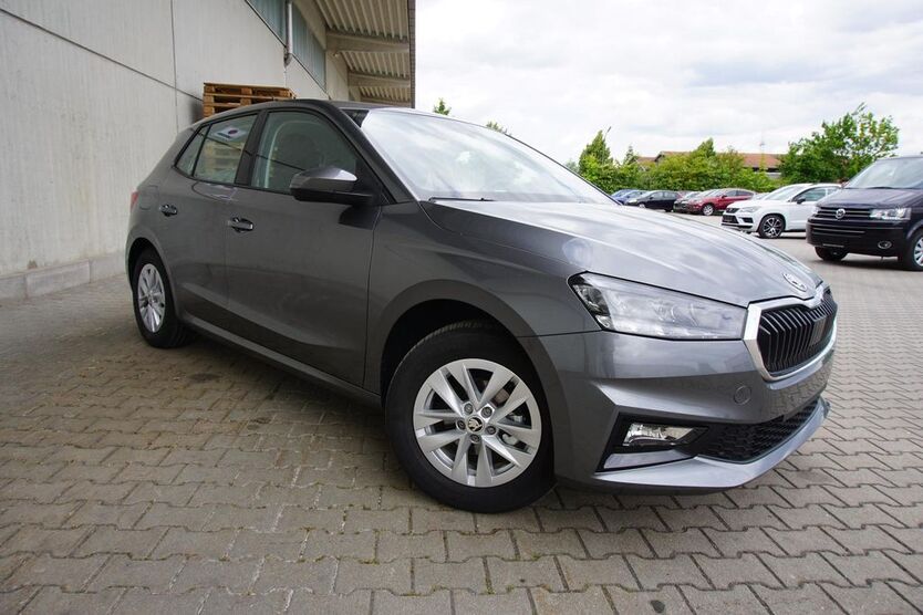 Skoda Fabia 19.865 km 14.950 € Parkstetten 94365