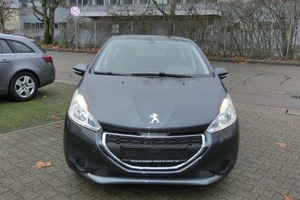 Peugeot 208 91.791 km 5.250 &euro; Bühl 77815
