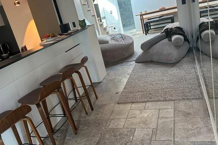 Haus Zülpich - 2 Zimmer, 76 m&sup2;, 1.650&euro; | Angebot:26065149