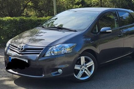 Toyota Auris 132.868 km 5.900 &euro; Lauterecken 67742