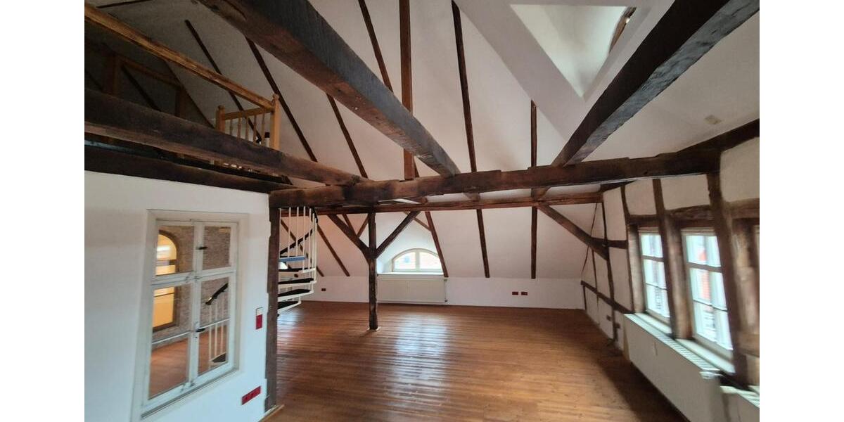 Dachgeschoßwohnung Treffurt - 2 Zimmer, 120 m&sup2;, 660&euro; | Angebot:26087134