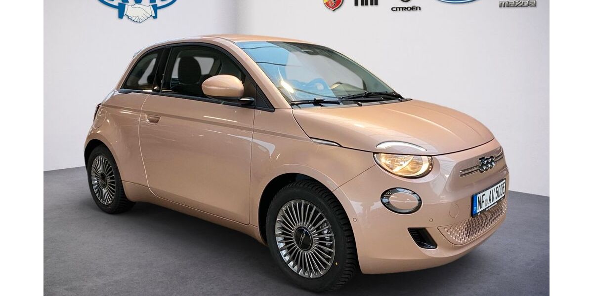 Fiat 500e 2.850 km 25.990 &euro; Husum 25813