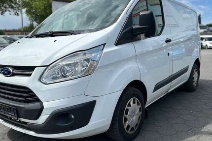 Ford Transit Custom 221.000 km 3.999 &euro; Elz 65604