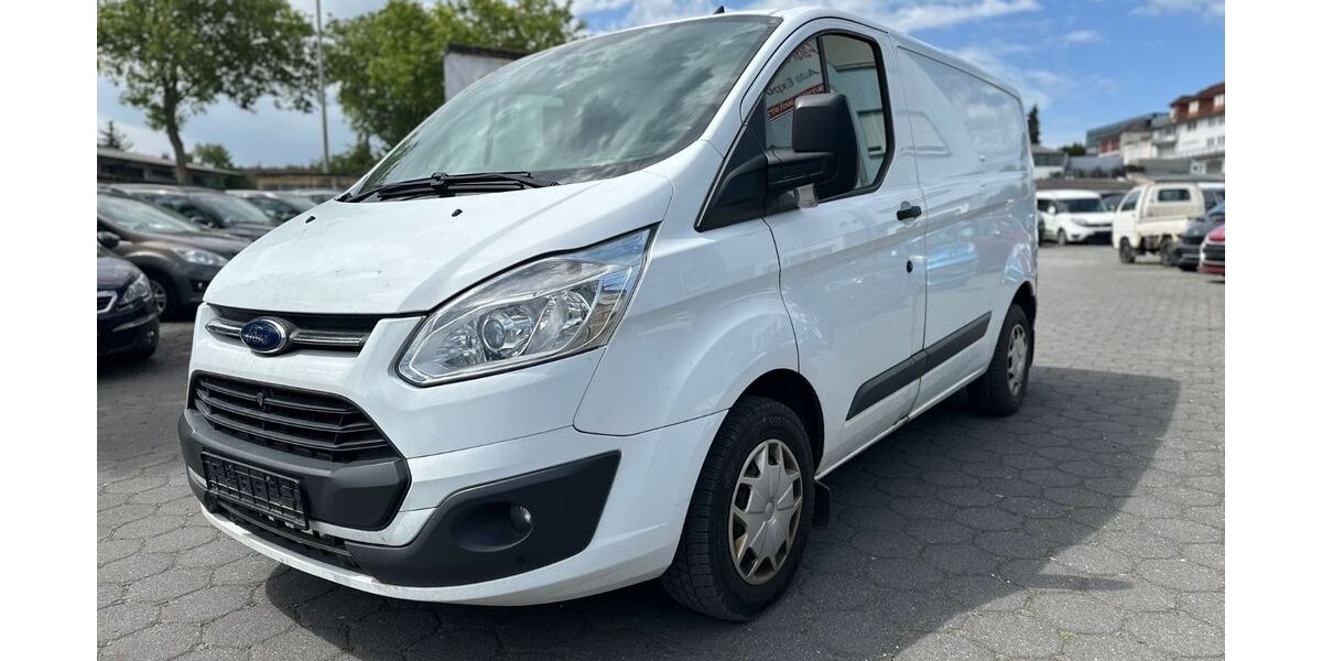 Ford Transit Custom 221.000 km 3.999 &euro; Elz 65604