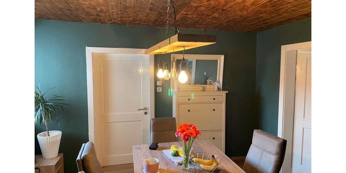 Schöne 3 Zimmer Wohnung mit Alpenblick und Balkon zu vermieten 3 zimmer