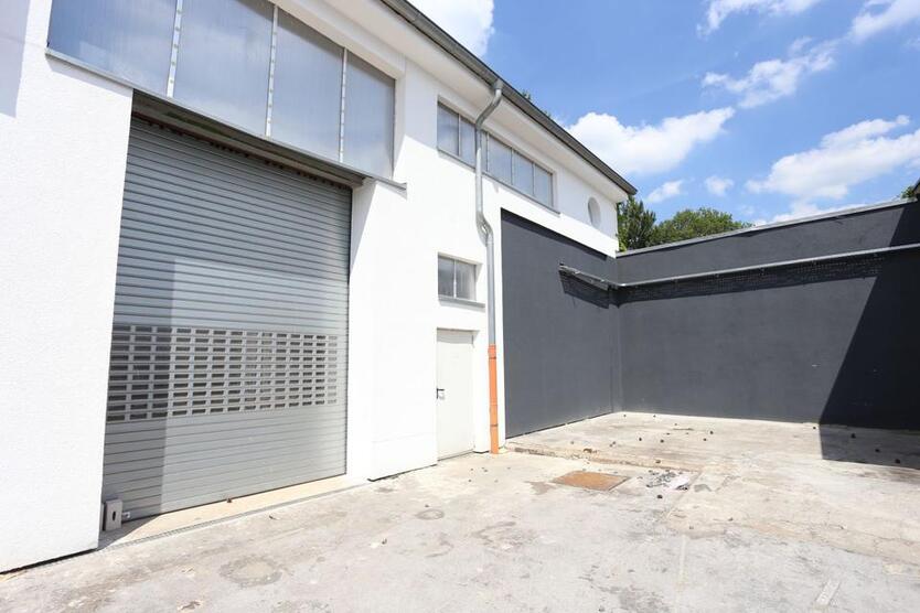 LAGERHALLE PRODUKTIONSHALLE + INKL. BÜRO *CITYTLAGE* FLÄCHEN AB 40-70-100-200-250-700-1200QM