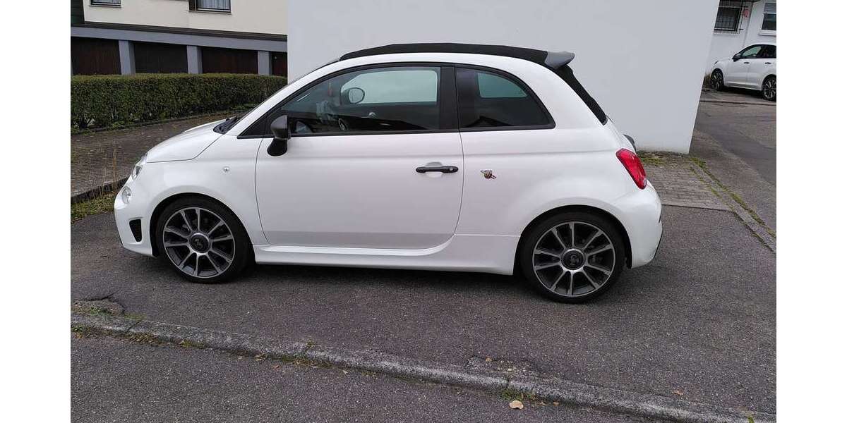 Abarth 595C 13.800 km 23.450 &euro; Leutenbach 71397