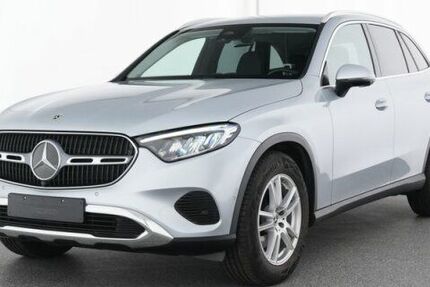 Mercedes-Benz GLC 220 23.983 km 48.890 &euro; Roding 93426