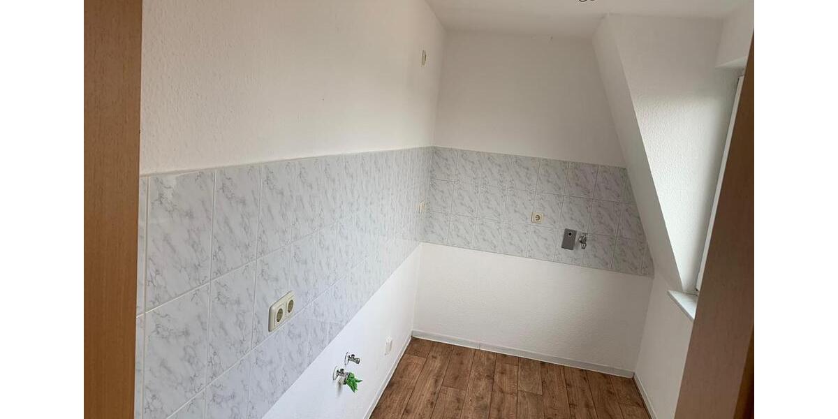 Etagenwohnung Dessau-Roßlau Roßlau - 1 Zimmer, 34 m&sup2;, 325&euro; | Angebot:25591000