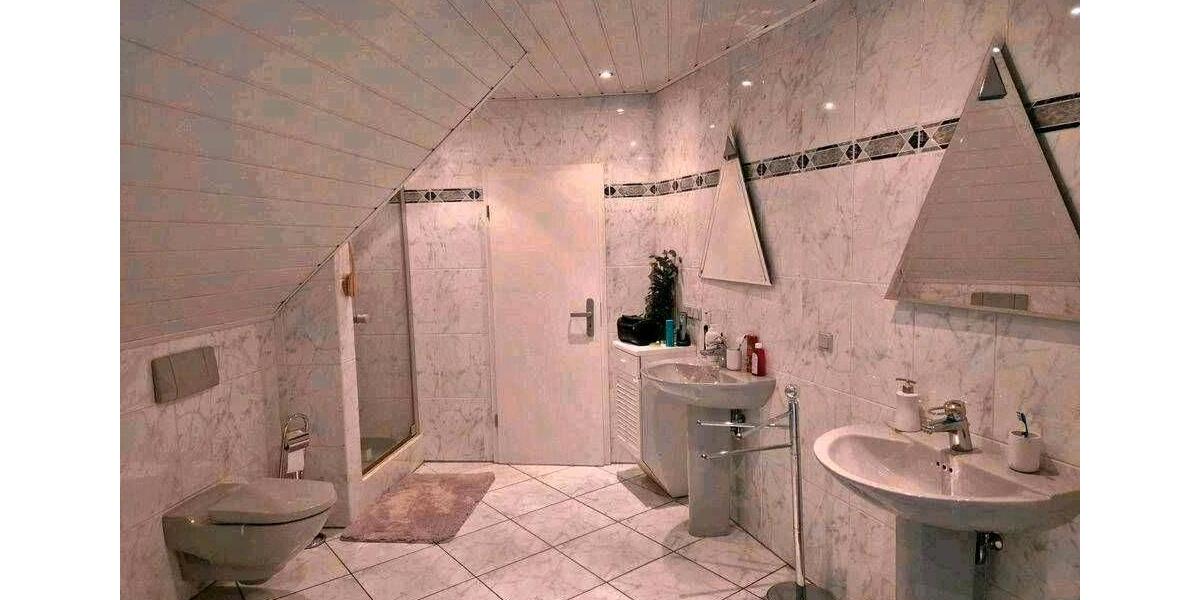 Einfamilienhaus Rotenburg an der Fulda - 6 Zimmer, 193 m&sup2;, 560.000&euro; | Angebot:26187044