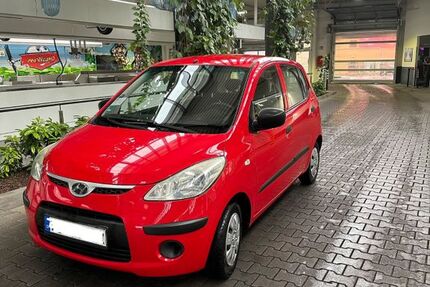 Hyundai i10 99.800 km 2.100 &euro; Köln 50823