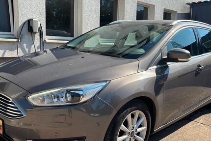 Ford Focus 149.000 km 8.999 &euro; Zwickau 08056