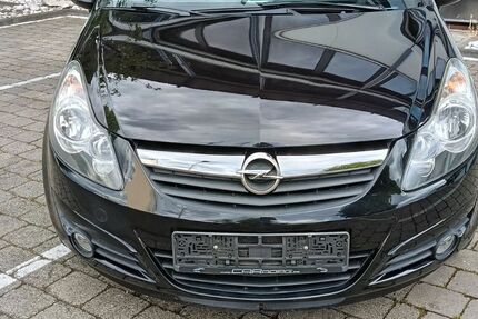 Opel Corsa 104.000 km 5.850 &euro; Stuttgart 70190