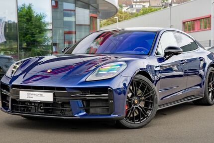 Porsche Panamera 8.900 km 169.700 € Siegen 57080