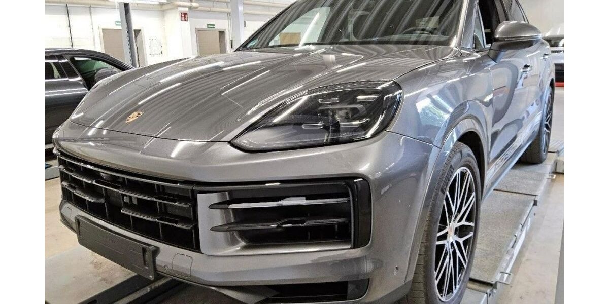 Porsche Cayenne 17.950 km 88.790 &euro; Stuttgart 70499