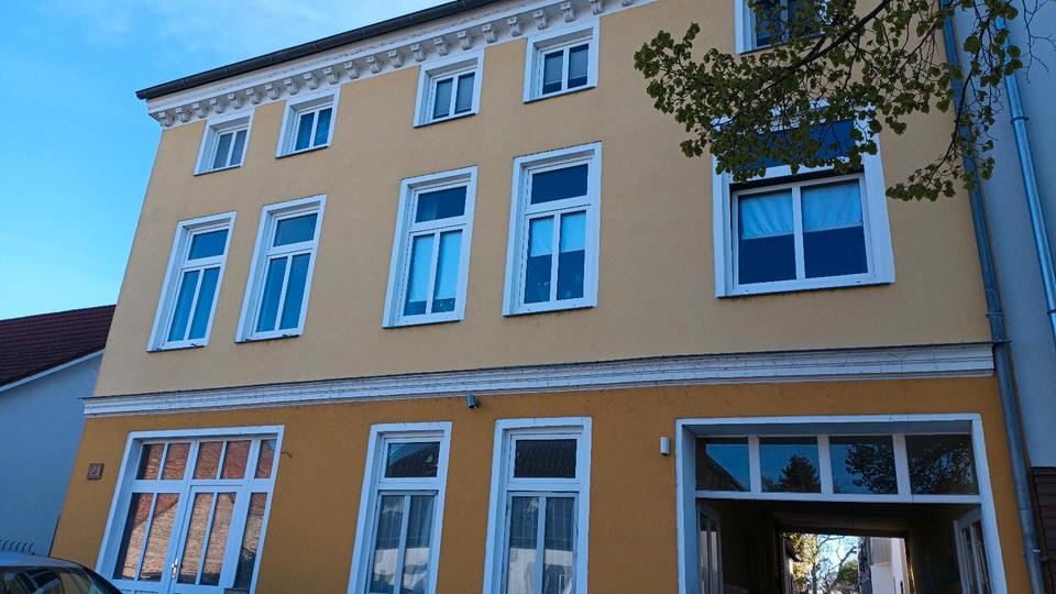 Etagenwohnung Güstrow - 3 Zimmer, 74 m&sup2;, 575&euro; | Angebot:26383757
