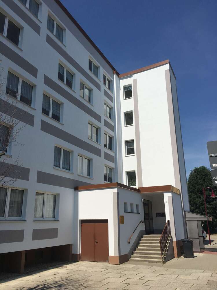 Wohnung zum Mieten in Mittweida 200 € 29.07 m²