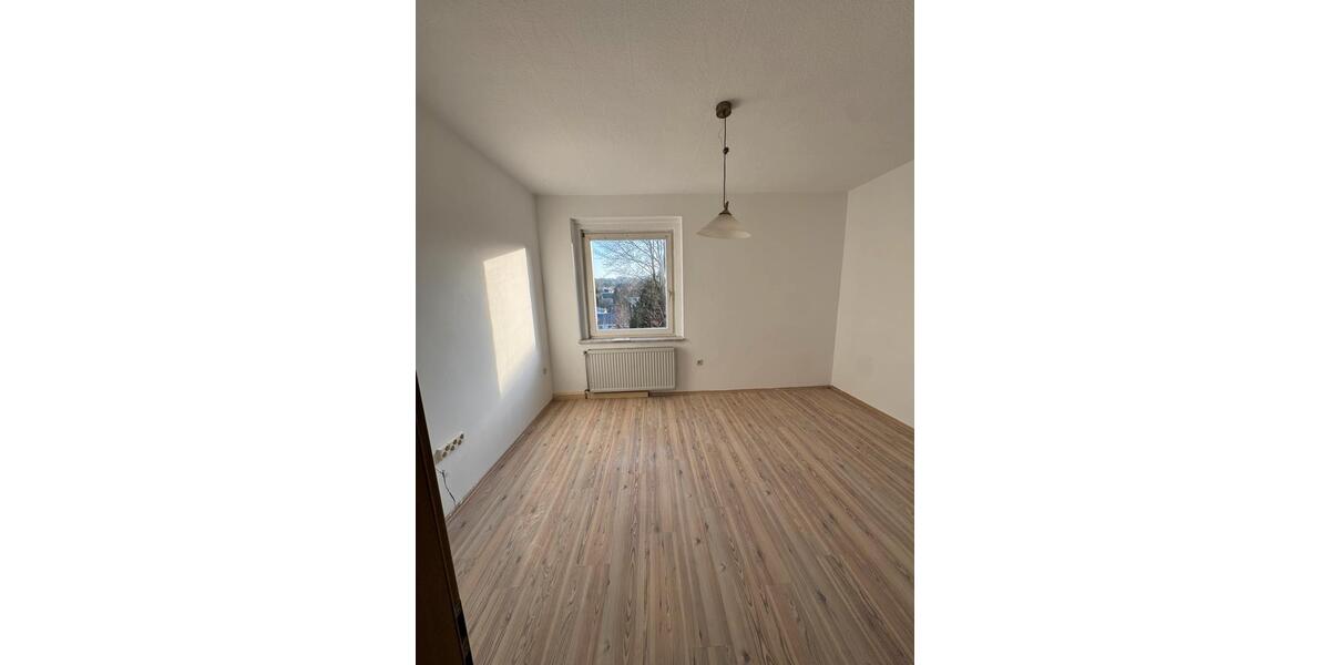 Erdgeschoßwohnung Bad Steben - 3 Zimmer, 95 m&sup2;, 600&euro; | Angebot:26614890