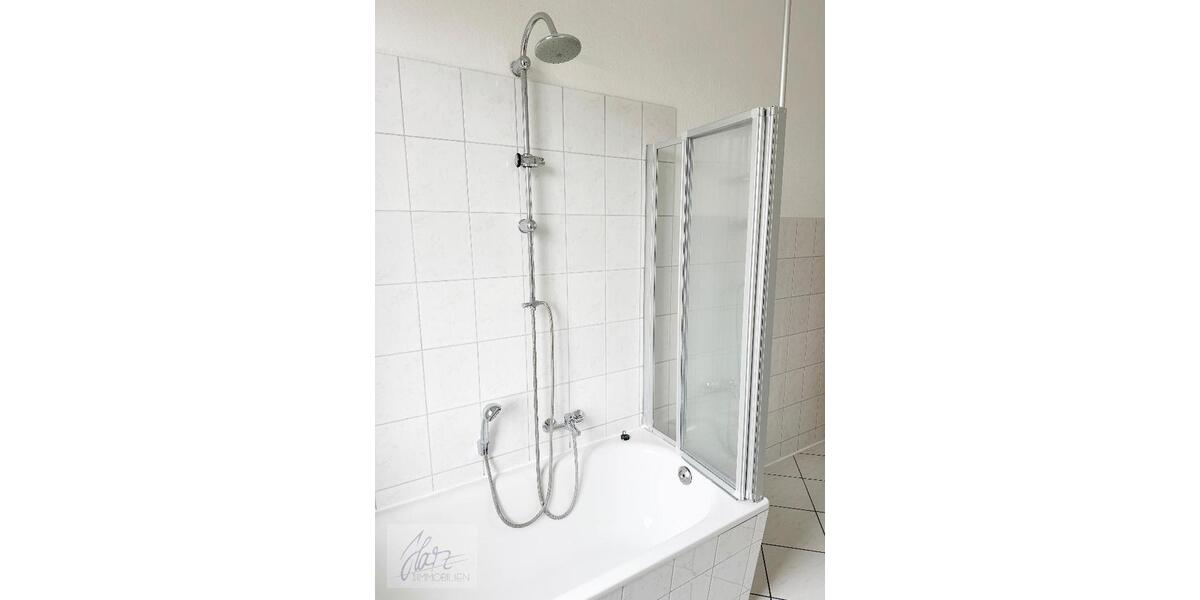 Etagenwohnung Riesa - 2 Zimmer, 73 m&sup2;, 395&euro; | Angebot:26400675