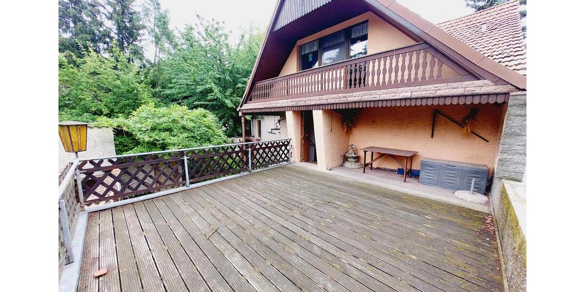 Einfamilienhaus Lieberose - 9 Zimmer, 300 m&sup2;, 194.800&euro; | Angebot:24838726