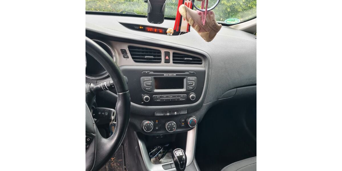 Kia ceed / Ceed 140.500 km 6.500 &euro; Osnabrück 49076