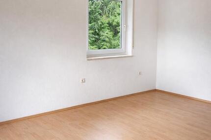 100 qm - Geräumige 4 ZKB Wohnung in Rodalben zu vermieten 4 zimmer