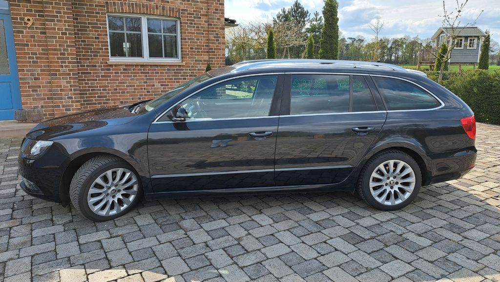Skoda Superb 180.308 km 9.000 &euro; Glandorf 49219